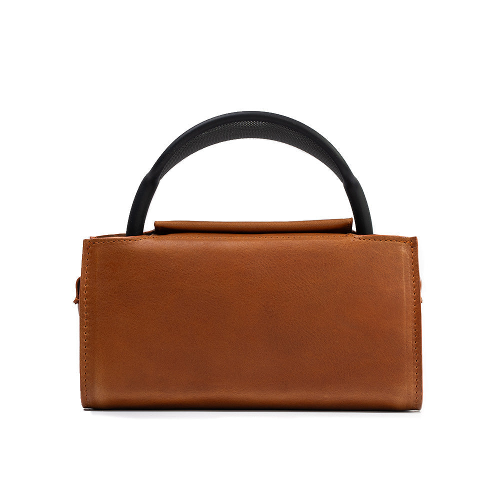 Full-Grain Leather Case for AirPods Max - The Minimalist 3.0-5